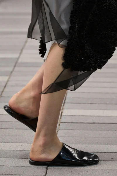 Look 15